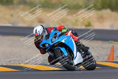 media/Oct-09-2022-SoCal Trackdays (Sun) [[95640aeeb6]]/Turn 3 (930am)/